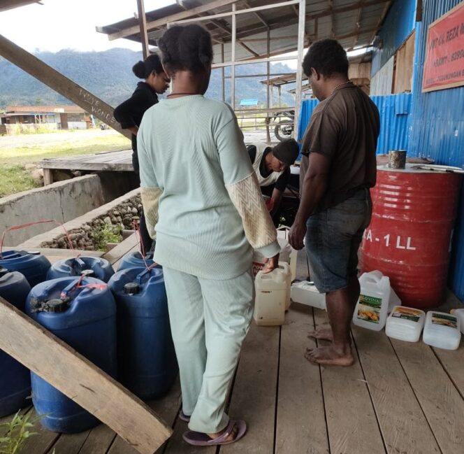 
					Warga Pegubin Keluhkan Kelangkaan Mitan