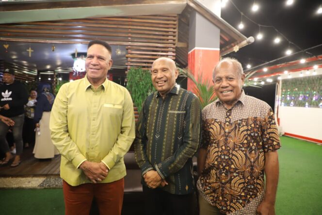 
					Perang Bintang di Papua: Dua Eks Jenderal dan Dinamika Perebutan Kursi Gubernur Papua