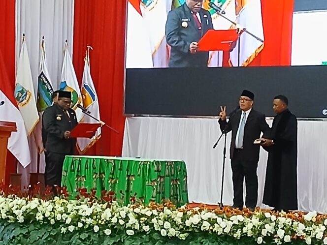 
					Pesan Gubernur Meki Nawipa kepada  Pj Sekda Papua Tengah
