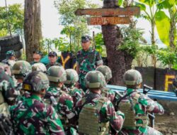 Pangdam XVII/Cenderawasih Tinjau Pos TNI Yonif 521/DY, Beri Motivasi dan Semangat Tugas Prajurit di Tanah Papua