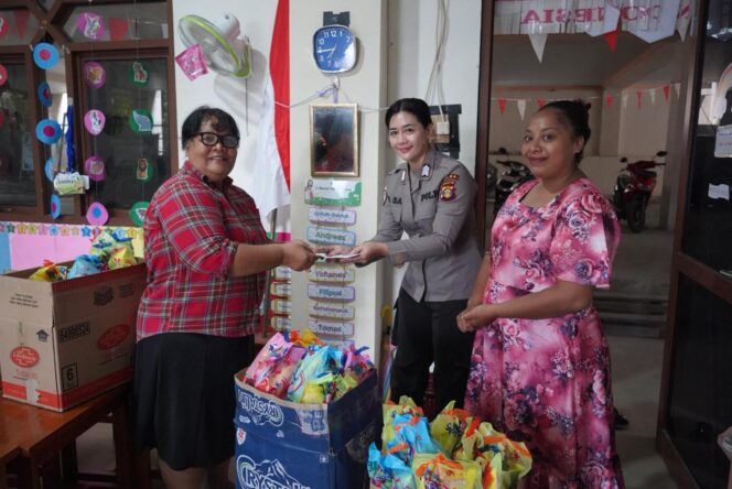 
					Satgas Humas Damai Cartenz Tanamkan Nilai Kasih dan Kedamaian bagi Generasi Muda Papua