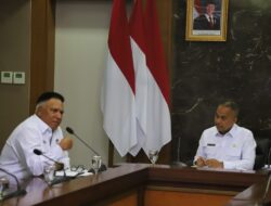 Paulus Waterpauw Dorong Pemda  Kontrak OAP Sebagai Tenaga Pendidik di Papua