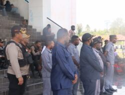 Aksi Unjuk Rasa di Yahukimo Dikawal Humanis oleh Satgas Operasi Damai Cartenz