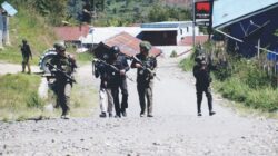 Operasi Damai Cartenz Amankan Bandara Bilogai, Nadi Logistik Warga Intan Jaya Tetap Terjaga