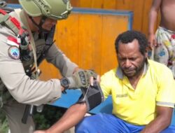 Ops Damai Cartenz 2026 Laksanakan Patroli Dialogis dan Sosialisasi Kesehatan di Kampung Yunabol