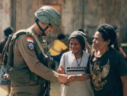 Satgas Damai Cartenz Hadir di Tengah Masyarakat, Pastikan Ibadah Berjalan Aman di Distrik Kiwirok