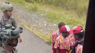 Kegiatan Patroli Satgas Damai Cartenz di Kenyam, Wujud Komitmen Jaga Stabilitas Keamanan Nduga