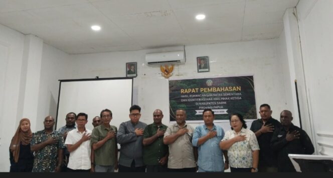 
					Kantor Pertanahan Sarmi Bersama BPKH Wilayah  X Jayapura Bahas Pemancangan Batas Sementara Dan Identivikasi Hak Pihak Ketiga