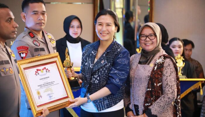 Tiga Personel Operasi Damai Cartenz Raih Penghargaan Kompolnas Awards 2026