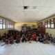TEP 6 UNAIR Ajak Siswa SD Inpres 13 Prafi Pilah-Pilih Sampah untuk Mendukung Zero Waste dan SDGs 12