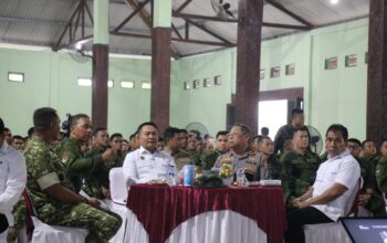 Kunjungi Papua Tengah, Menko Polkam Beri Arahan kepada Personel Satgas di Papua